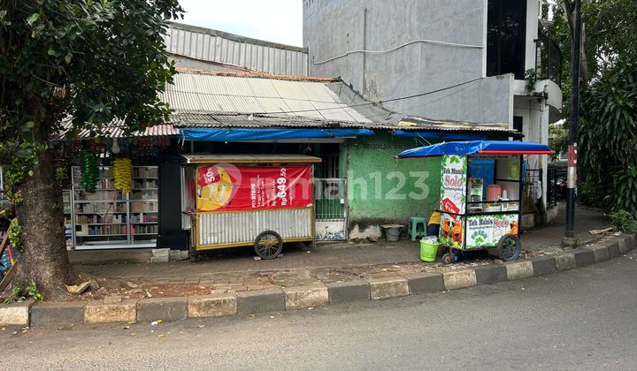 House and Kiosk in the Central Business District of Casablanca, South Jakarta 2
