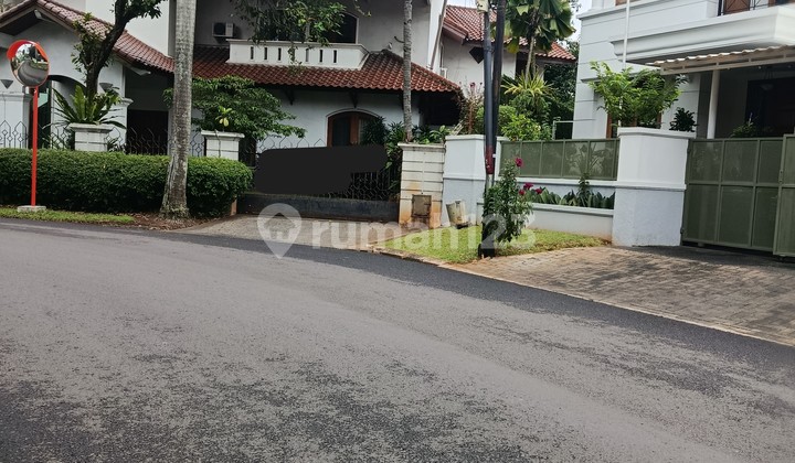 Rumah Mewah Dalam Komplek Bergengsi 2