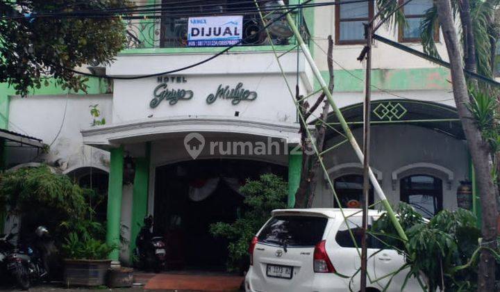 Hotel Di Jantung Kota Surabaya 2