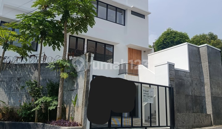 Rumah Brand New di Daerah Ex Patriat Kemang