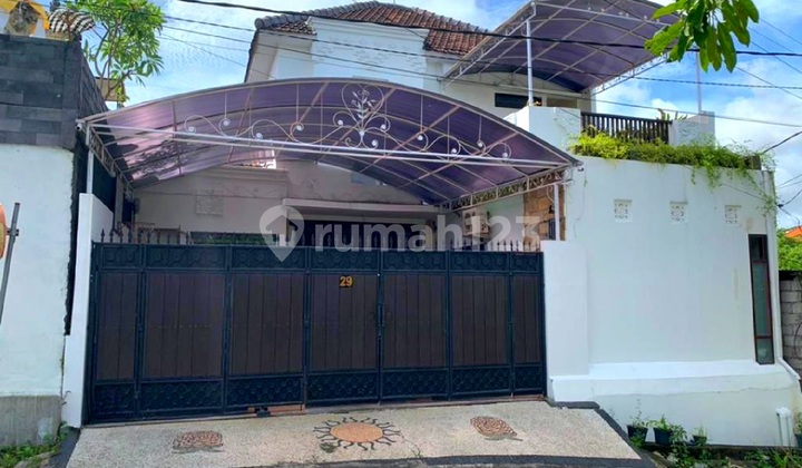 Rumah Cantik Strategis Dekat Kerobokan Bikini Padangsmabian Denpasar Bali Rumah Cantik Strategis Dekat Kerobokan Bikini Padangsmabian Denpasar Bali