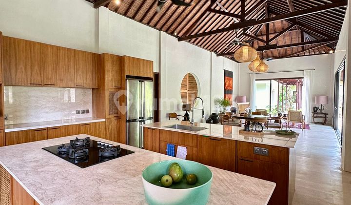 Strategic Beautiful Villa Blongkeker Puri Gading Jimbaran Bali 2