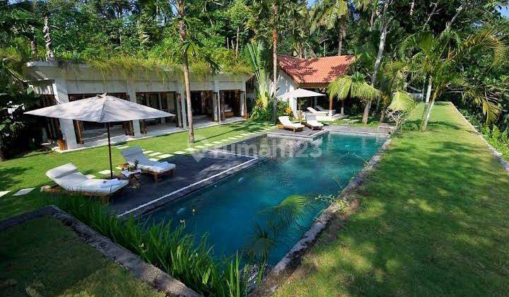 Villa Fully Furnished Pantai Pasut Tabanan Tibubiyu  1