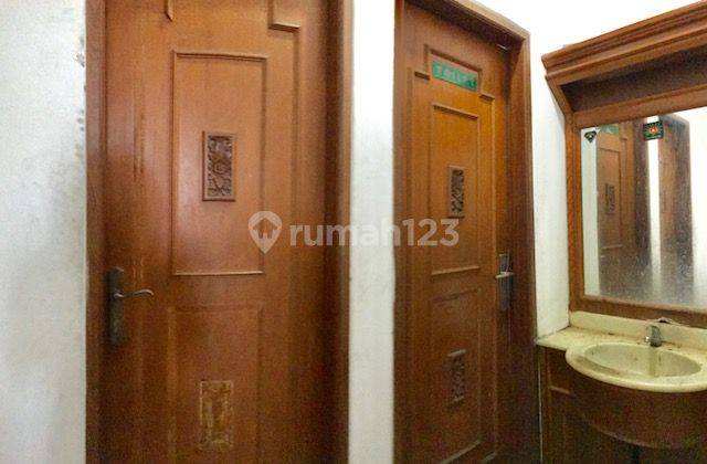 Gedung Ex kantor Raya di Jalan Bypass Ngurah Rai Sanur  8