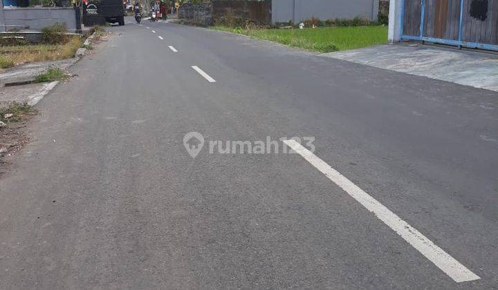 Gudang Luas Akses tronton di Jalan Beringkit Mengwi  3