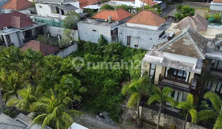 Tanah strategis Cocok untuk Villa di Jalan sakura Jimbaran  1