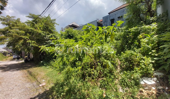 Tanah strategis Cocok untuk Villa di Jalan sakura Jimbaran  4