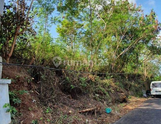 Tanah strategis jalan pantai Melasti Ungasan Bali 1