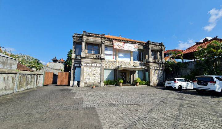 Gedung kantor Gudang Showroom Bypass Tuban Kuta Bali 1