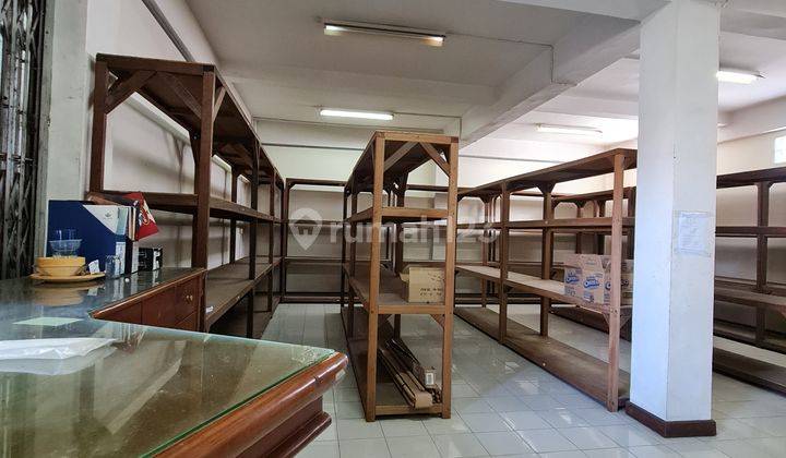 Gedung kantor Gudang Showroom Bypass Tuban Kuta Bali 5