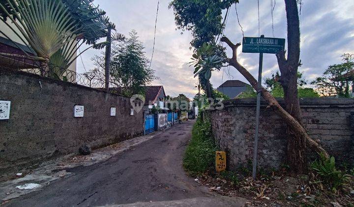 Tanah strategis lingkungan elit Laksamana Renon Denpasar  1