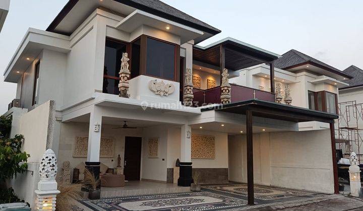 Villa Modern Minimalis di Sekar tunjung Denpasar Bali 1