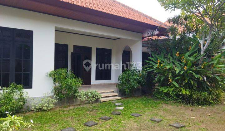 Spacious house in Kutat Lestari, Sanur, Denpasar, Bali  1