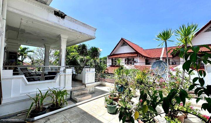 Rumah luas Tukad Pakerisan Panjer Denpasar Bali 1