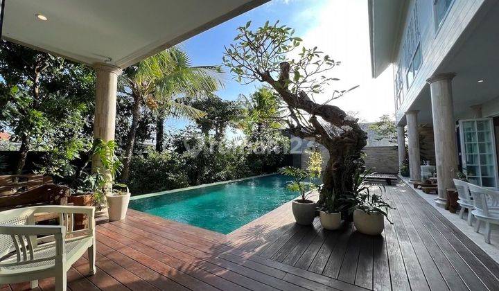 Villa Cantik Luxury Tropis Umalas Kerobokan Bali 1