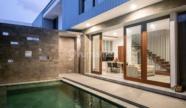 Villa Cantik Modern Minimalis Renon Denpasar Bali 1