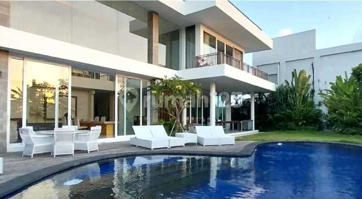Luxury Huge Mansion Tumbak Bayuh Canggu Bali