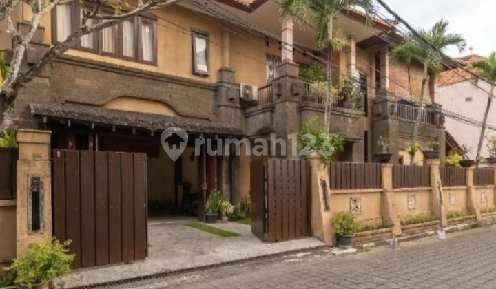 Premium Cozy Villa Area in Petitenget, Seminyak Bali