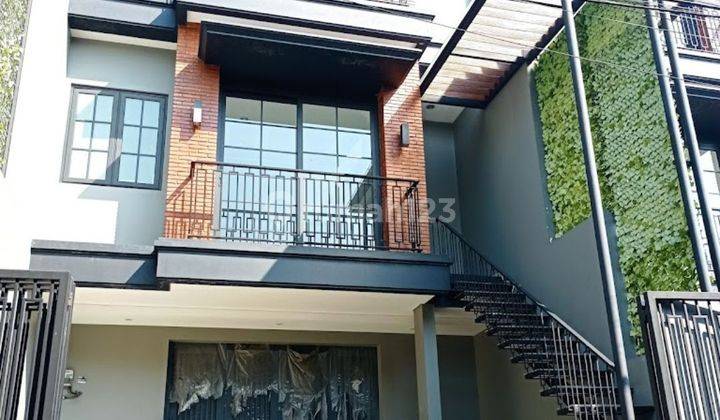 Rumah Baru Strategis Minimalis Modern Cilandak Jakarta Selatan  1