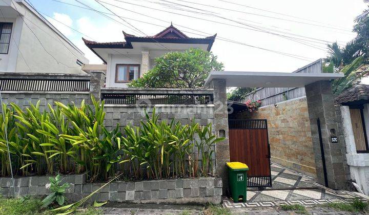 Villa Cantik Strategis Tegal Cupek Kerobokan Bali 1