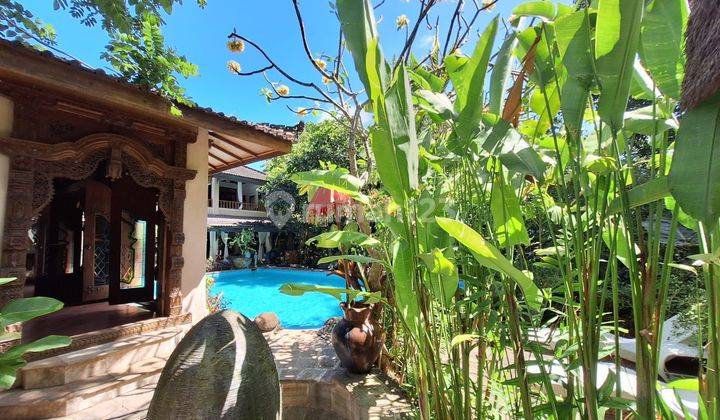 Villa Classic Style Legian Seminyak Bali 2