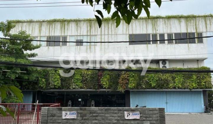 Gedung Gudang di Nol Raya Tandes Surabaya Jawa Timur