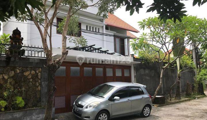 Villa Cantik Minimalis Muhammad Yamin Renon Denpasar Bali 1