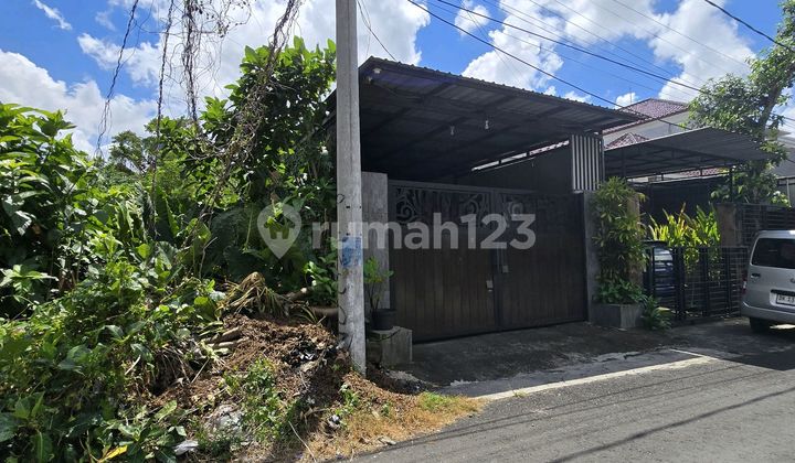 Rumah Bersih Terawat Strategis Bonus Tanah 120M2 Muding Kerobokan Bali