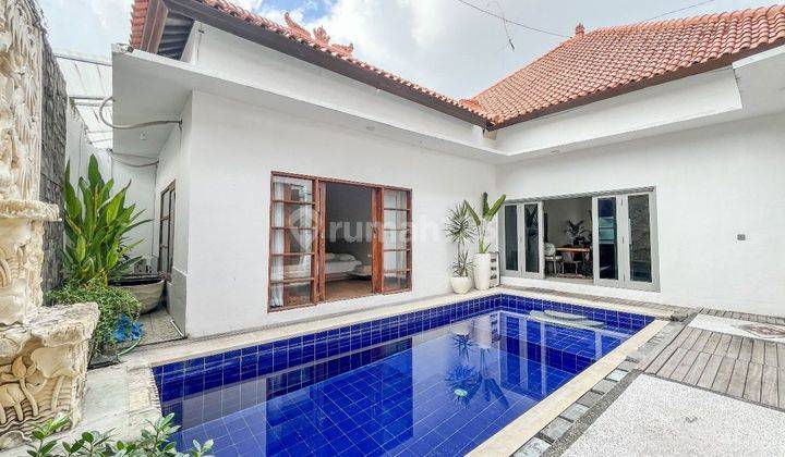 Villa Cantik Strategis Padangsambian Denpasar Bali 1