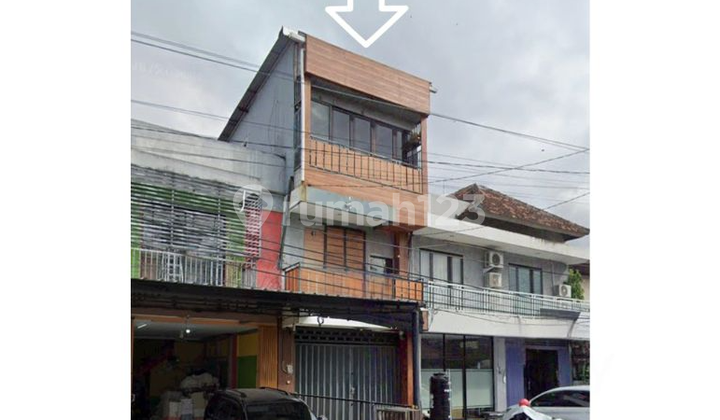 Strategic 3-Story Shop House in Buana Kubu Denpasar 1