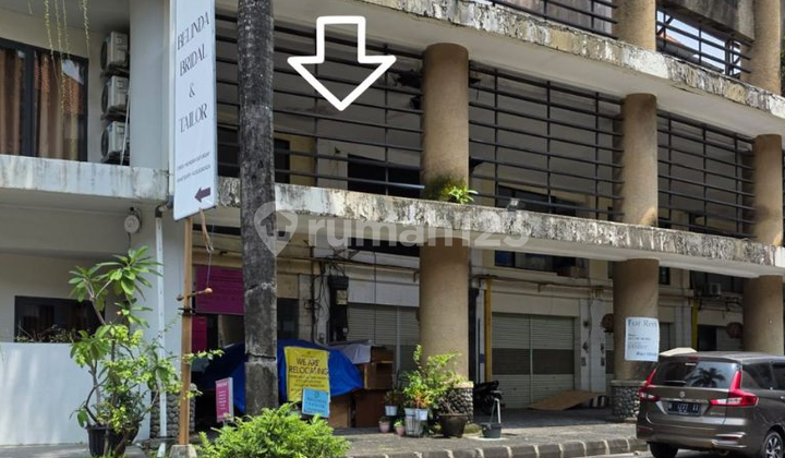 Strategic 3-Story Shop House on Patih Jelantik Kuta Badung, Bali