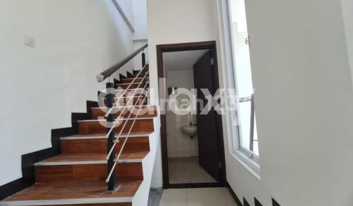 For Sale or Rent Nusa Dua Townhouse with View of Bali Mandara Toll Road in Nusa Dua, Bali 2