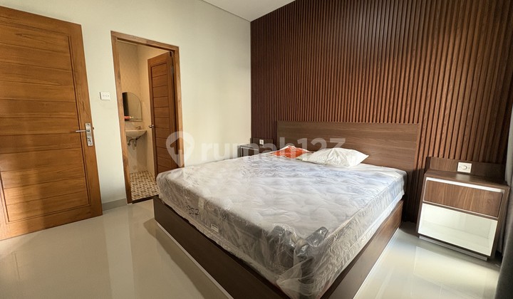 Villa Style House 2