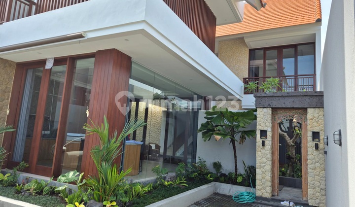 Villa Baru Tropis Modern Pantai Cemagi Munggu Bali Villa Baru Tropis Modern Pantai Cemagi Munggu Bali