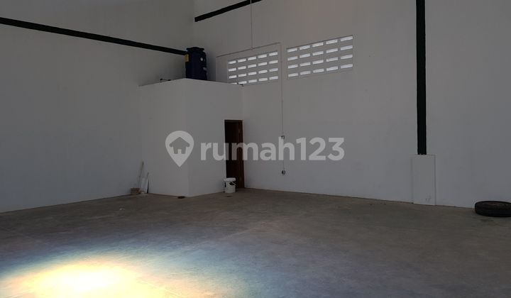 Gudang bersih di Kawasan Industri Junti Kareo Budi, Cikande 2