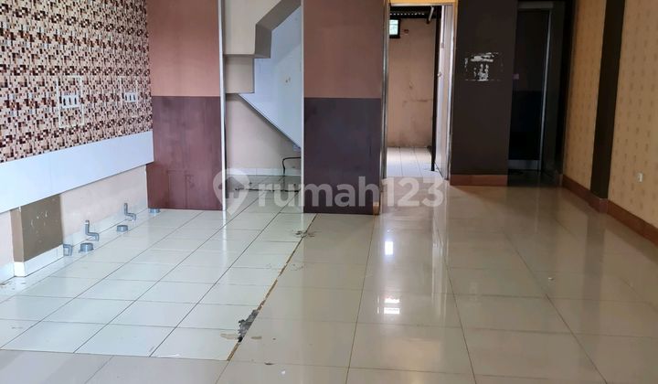 Main Road Shop House Metro Trade Centre 2