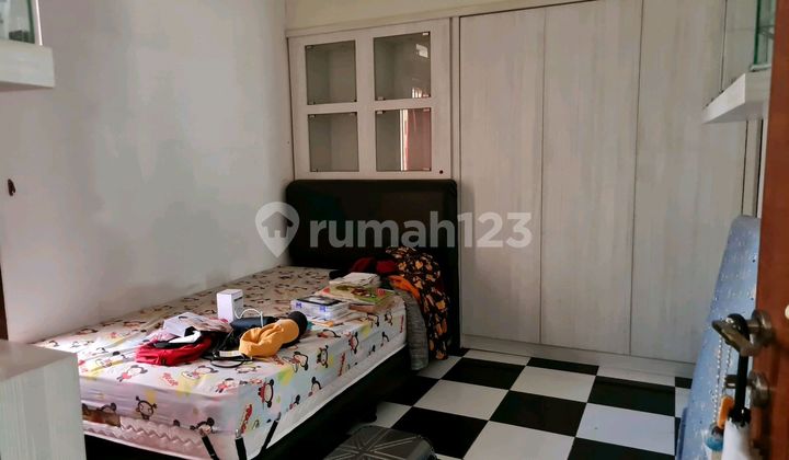 Beautiful Corner House. Comfortable Cluster. 2