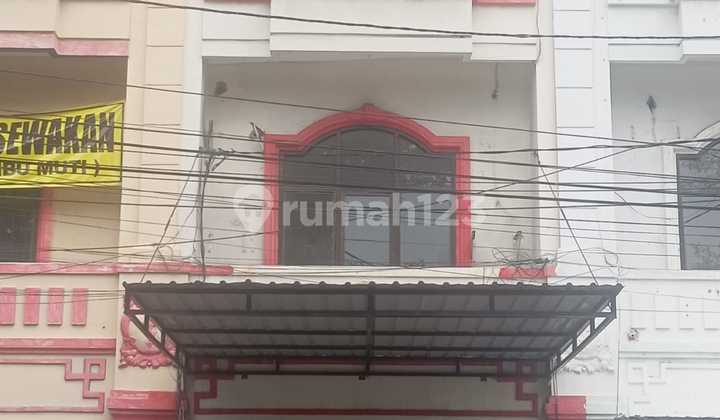 Ruko Jl H Agus Salim, Sondakan, Solo 2