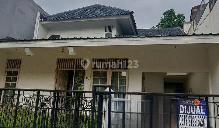 Semi Furnished Sudah Renovasi di Perumahan Taman Rempoa Indah, Rempoa SHM - Sertifikat Hak Milik 1