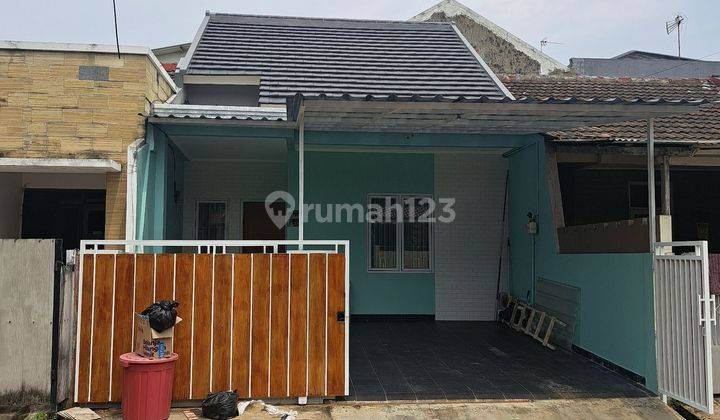 Rumah Shm Sudah Renovasi Tenggara Di Blok G  
 1