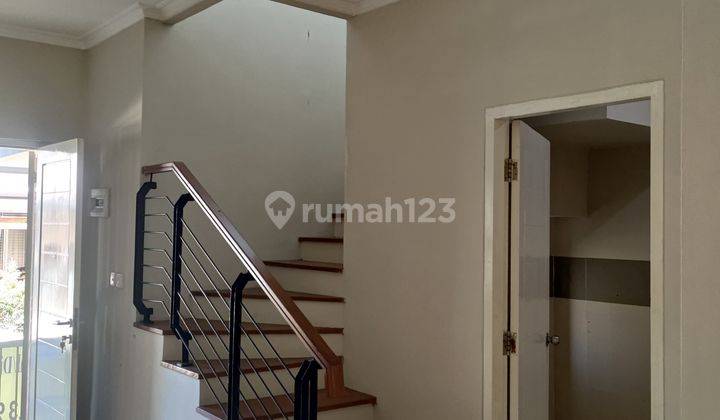 Di Jual Rumah Bagus 2 Lantai Semi Furnished Di Royal Tajur Bogor 3