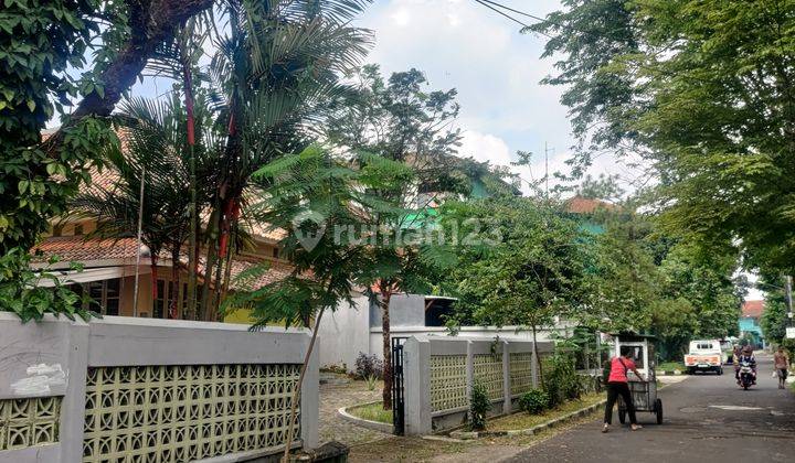 Di Jual Rumah Klasik Sudah Renovasi Unfurnished Shm Jalan Semeru, Kebon Kelapa, Bogor 1