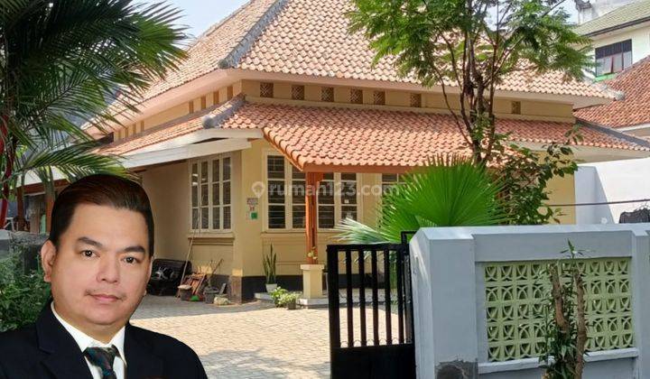 Di Sewa Rumah Klasik Sudah di Renovasi Unfurnished Shm Jalan Semeru , Kebon Kelapa, Bgoro Tengah 1