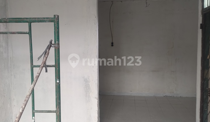 For Sale SHM Title Shop House 88m² Land, 3 Floors in Bondongan Bogor, Strategic Location 2