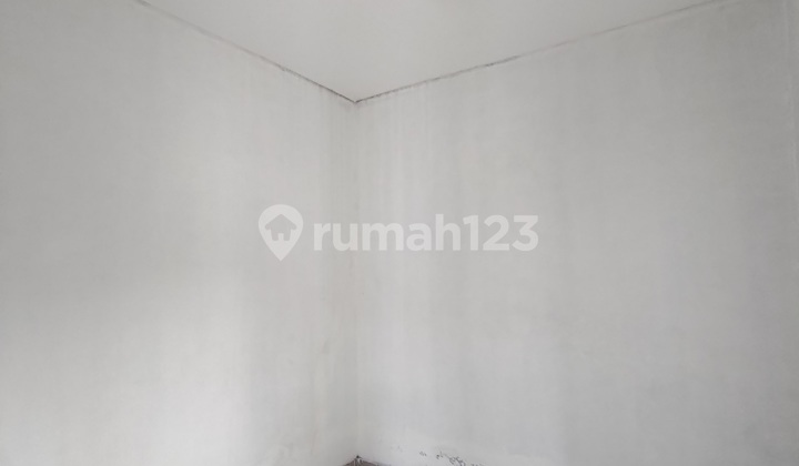 For Sale Rumah Baru Cantik Hoek LT 135m² LB 36m² di Ciomas H3 Bogor , Lokasi Strategis 2