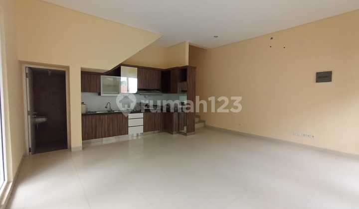 For Sale Rumah Cantik LT 214m² LB 242m² di Sentul City HillTop , Lokasi Sejuk , Nyaman , Aman  2