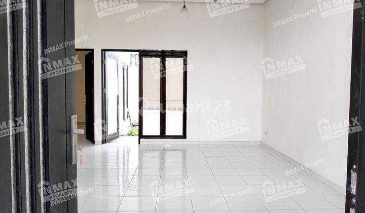 Rumah Modern Minimalis Tidar Malang 2