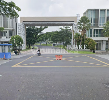 Strategic Land Plot on Main Road Northwest Lake Boulevard Ng1 Citraland West Surabaya