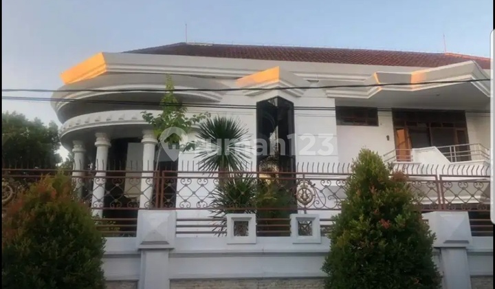 RUMAH LUX 2 LANTAI VILLA KALIJUDAN MULYOREJO 