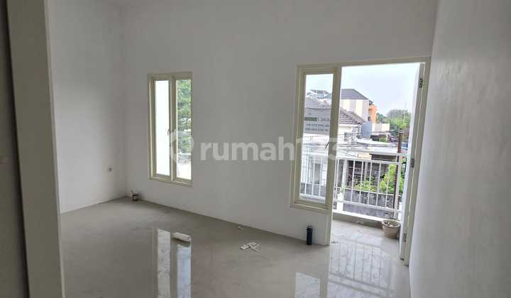 Rumah Gress Minimalis 2 Lantai Pondok Maritim Kebraon Wiyung Surabaya Barat 2